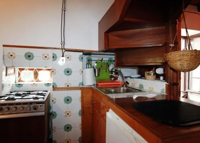 931 Montefiore * Rome