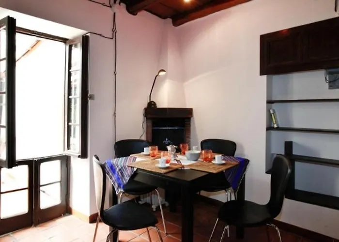 931 Montefiore Apartment *